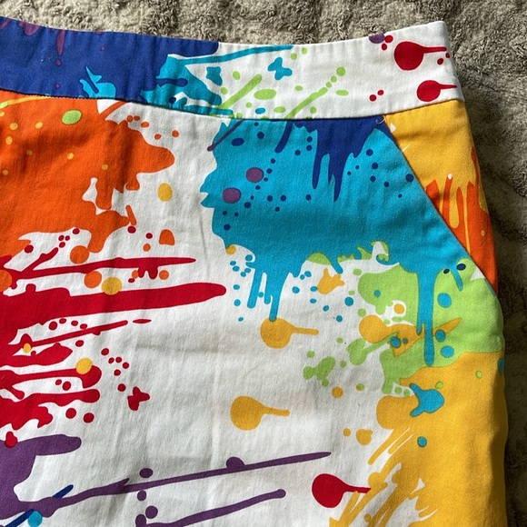 Loudmouth Ladies Skort. Paint splash print size 4 - Picture 2 of 9